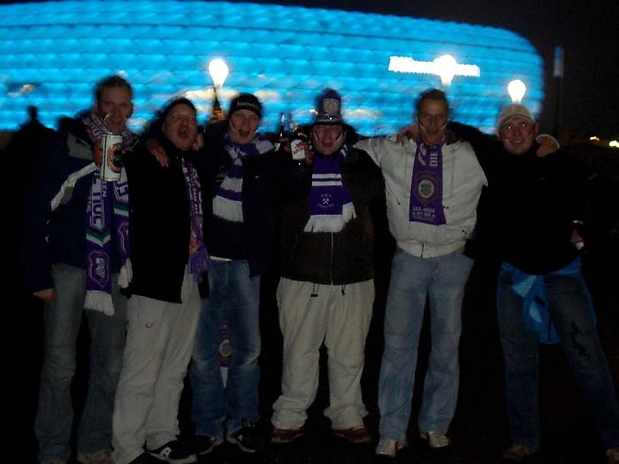 Vor der Arena